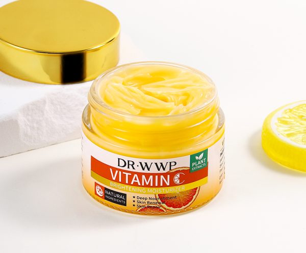 vitamin-c-brightening-moisturizer-face-cream-wholesale.jpg